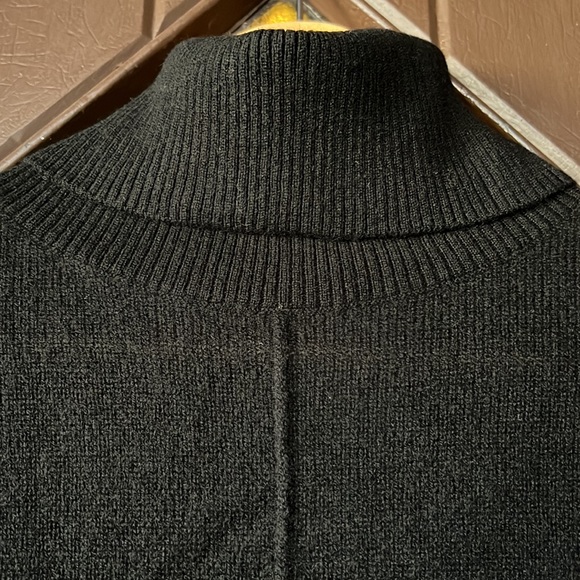 MOVING sale! Bloomingdale’s Aqua 100% cashmere turtleneck - Picture 2 of 7